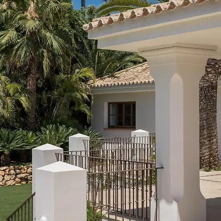 Lvone, In Verdiales, Golden Mile Villa Marbella