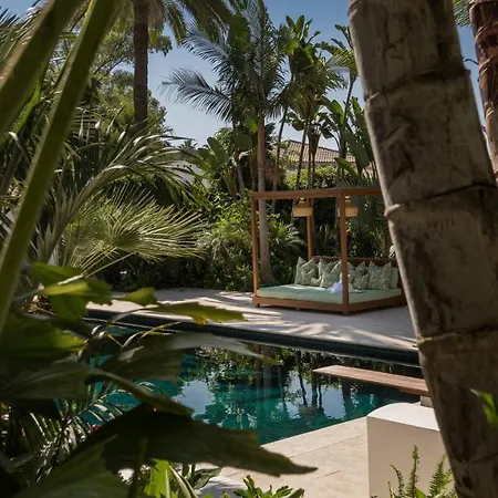Villa Lvone, In Verdiales, Golden Mile Marbella