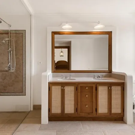 Lvone, In Verdiales, Golden Mile * Marbella