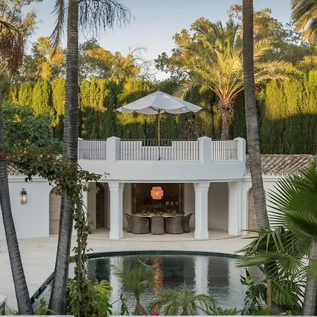 Villa Lvone, In Verdiales, Golden Mile